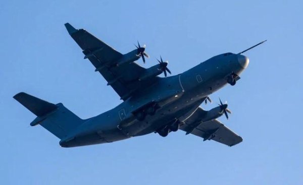 股票配资集中网站 从“卡脖子”到全国产！俄媒夸爆运15三大颠覆设计，C130一夜过时？